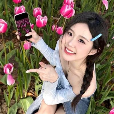 绯红色的窗帘